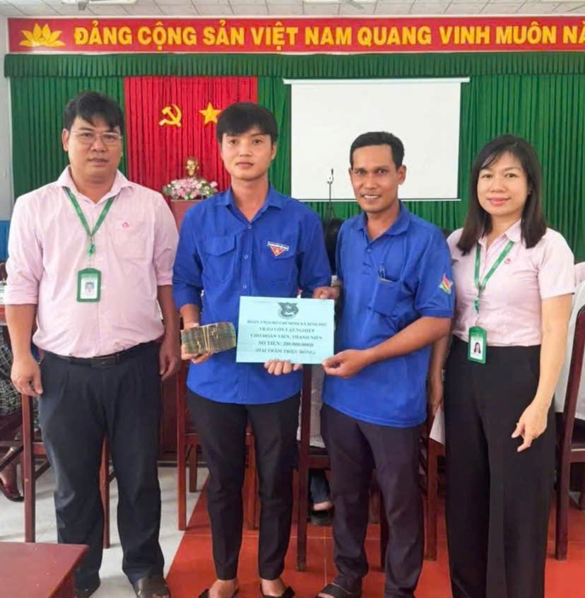 Đoàn thanh niên xã Bình Phú đồng hành cùngthanh niên khởi nghiệp, lập nghiệp